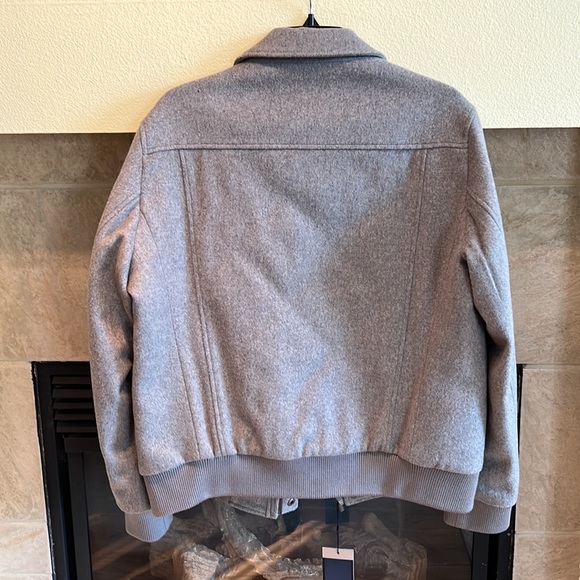 Cardinal of Canada - Picture 6 of 6